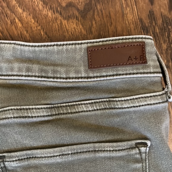 Abercrombie and Fitch Harper super skinny jeans size 27/4 - Picture 6 of 7